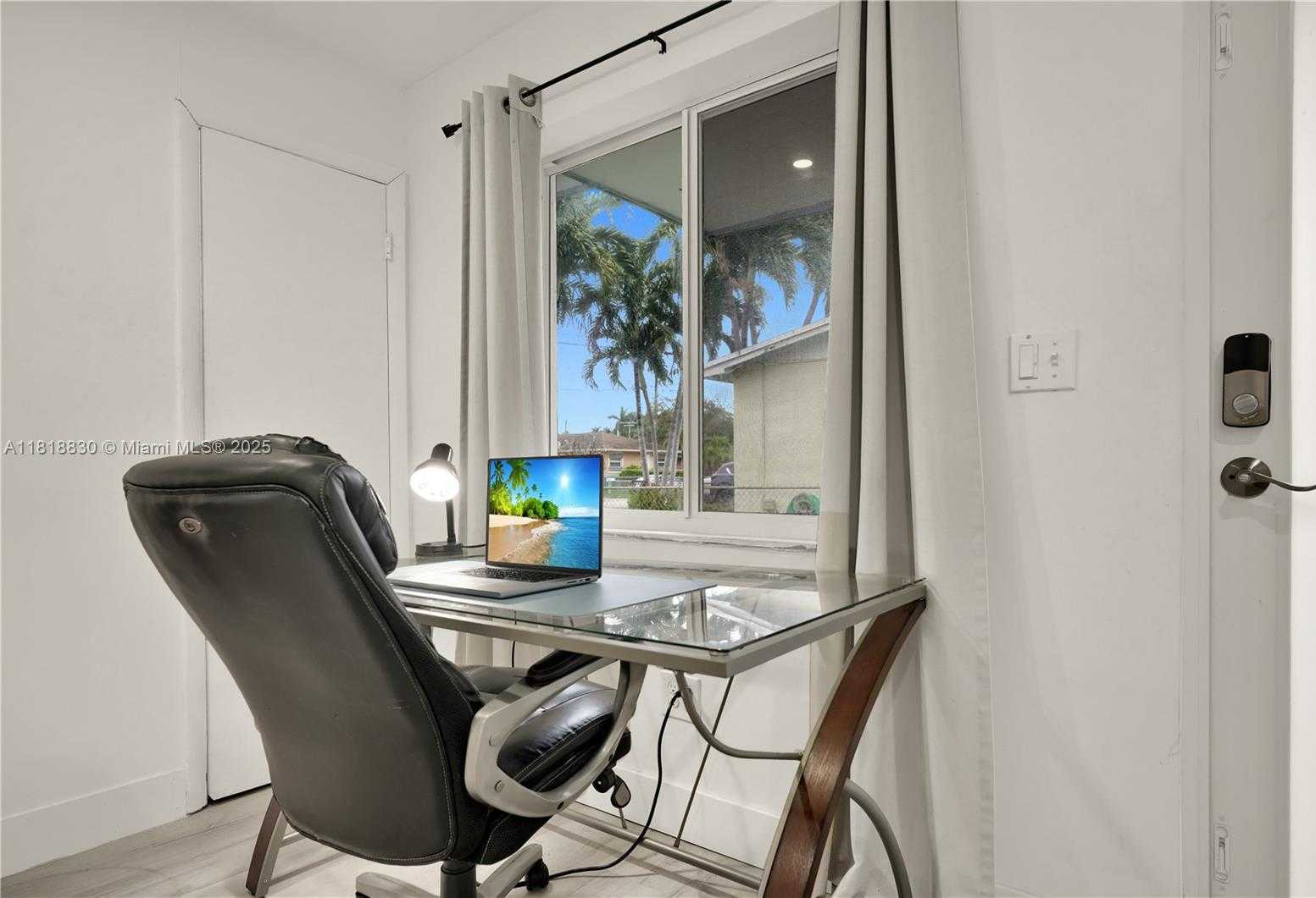 Small Image of 300 NORTH WEST 82ND TER, Miami Number 11