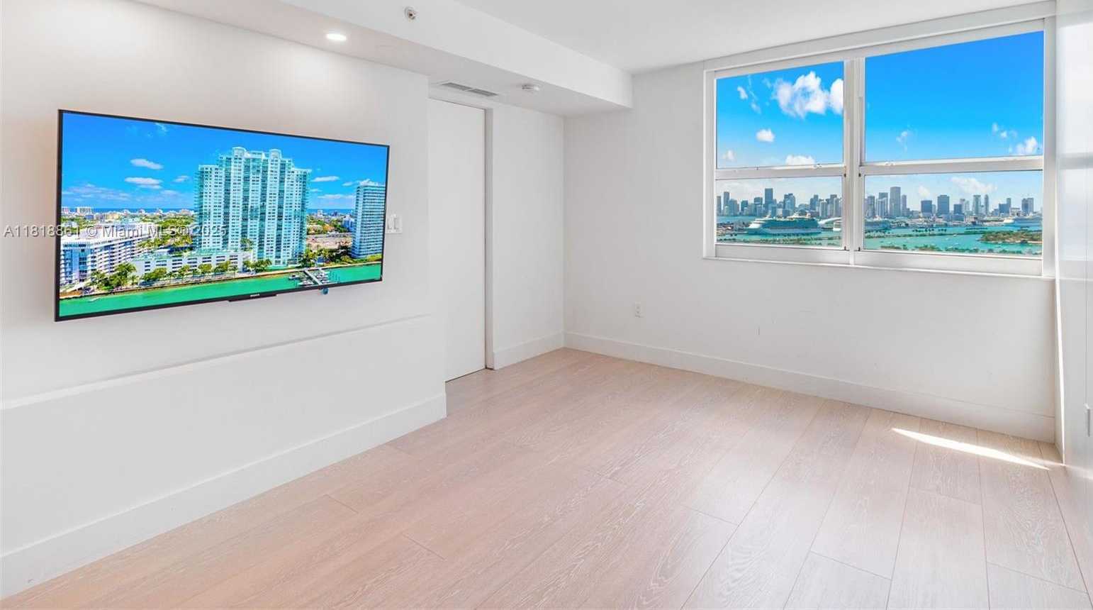 Small Image of 650 WEST AVE #2807, Miami Beach Number 22