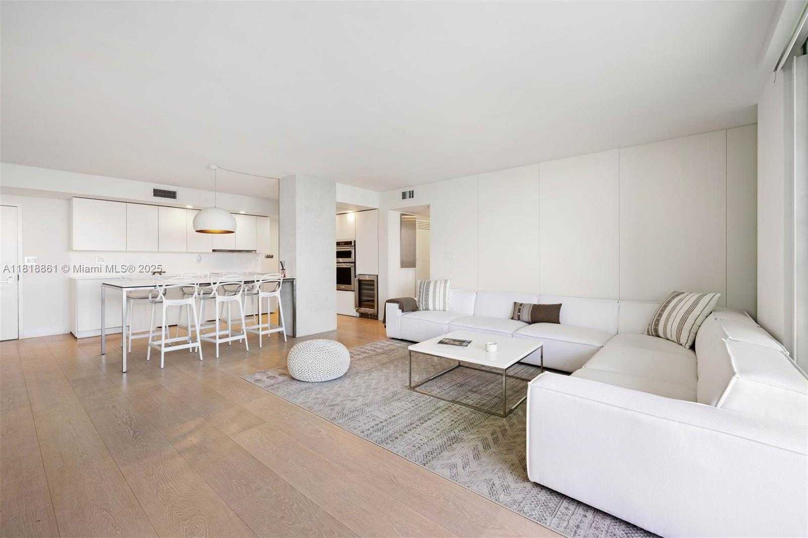 Small Image of 650 WEST AVE #2807, Miami Beach Number 5