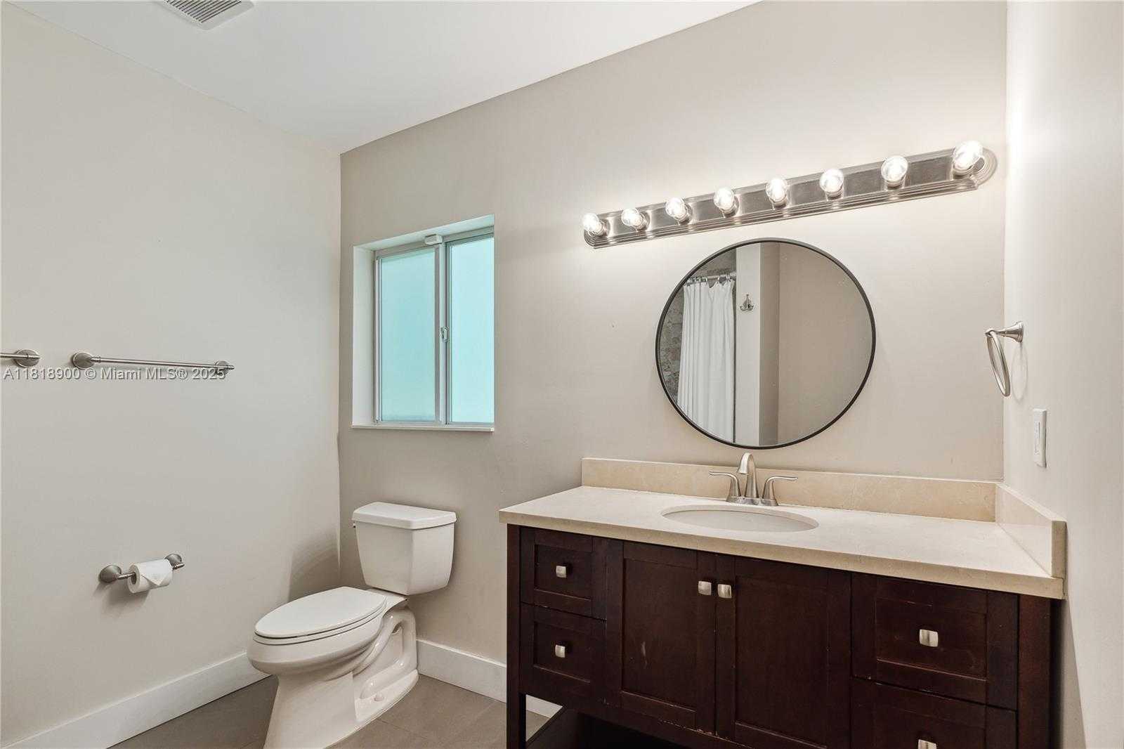 Small Image of 601 TIBIDABO AVE, Coral Gables Number 10