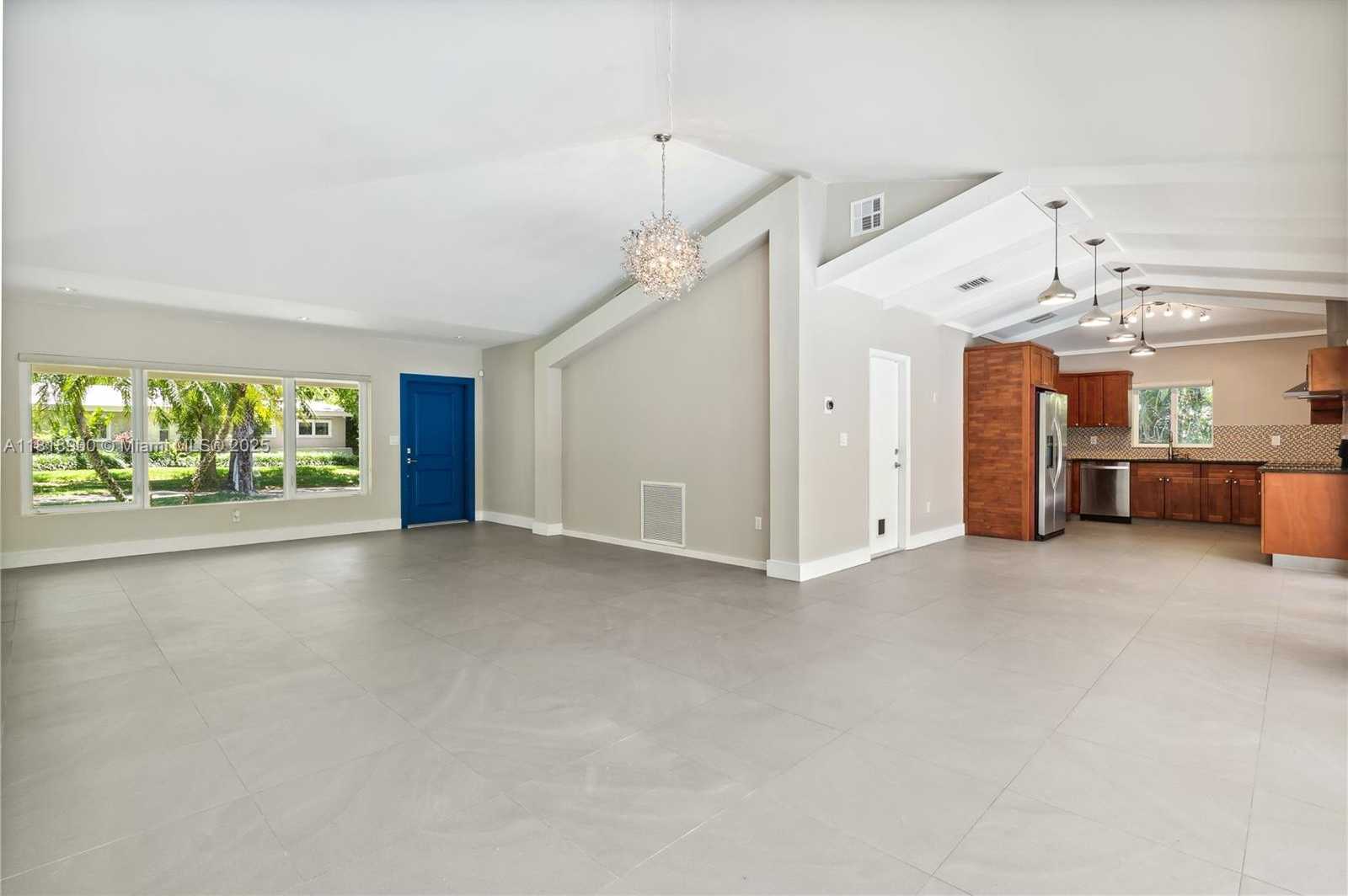 Small Image of 601 TIBIDABO AVE, Coral Gables Number 20