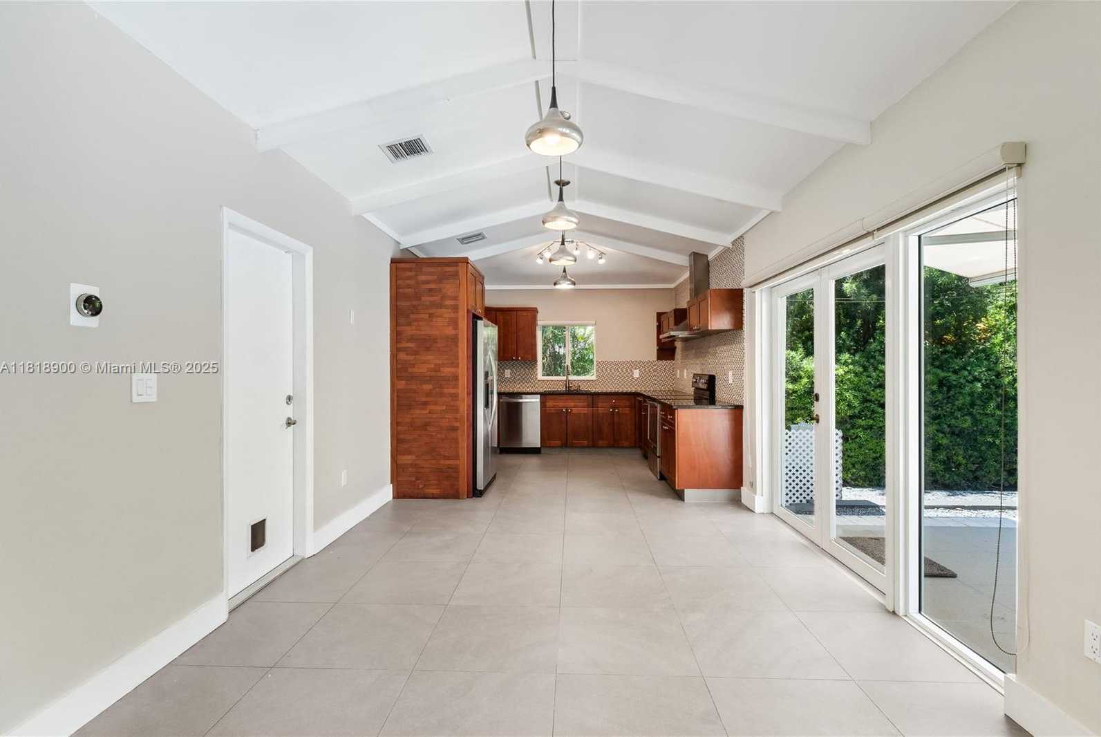 Small Image of 601 TIBIDABO AVE, Coral Gables Number 21