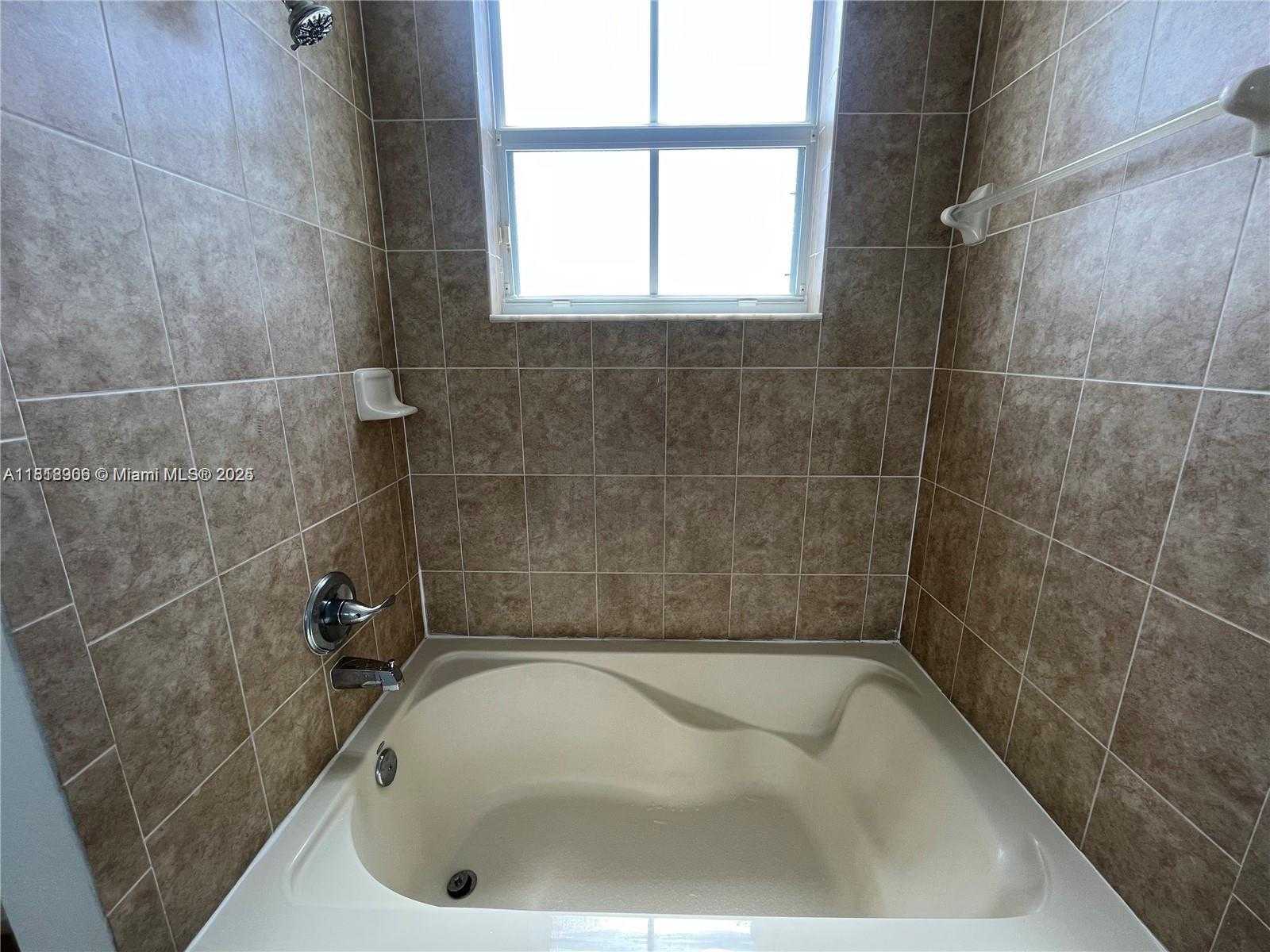 Small Image of 15269 SOUTH WEST 88TH TER #15269, Miami Number 12