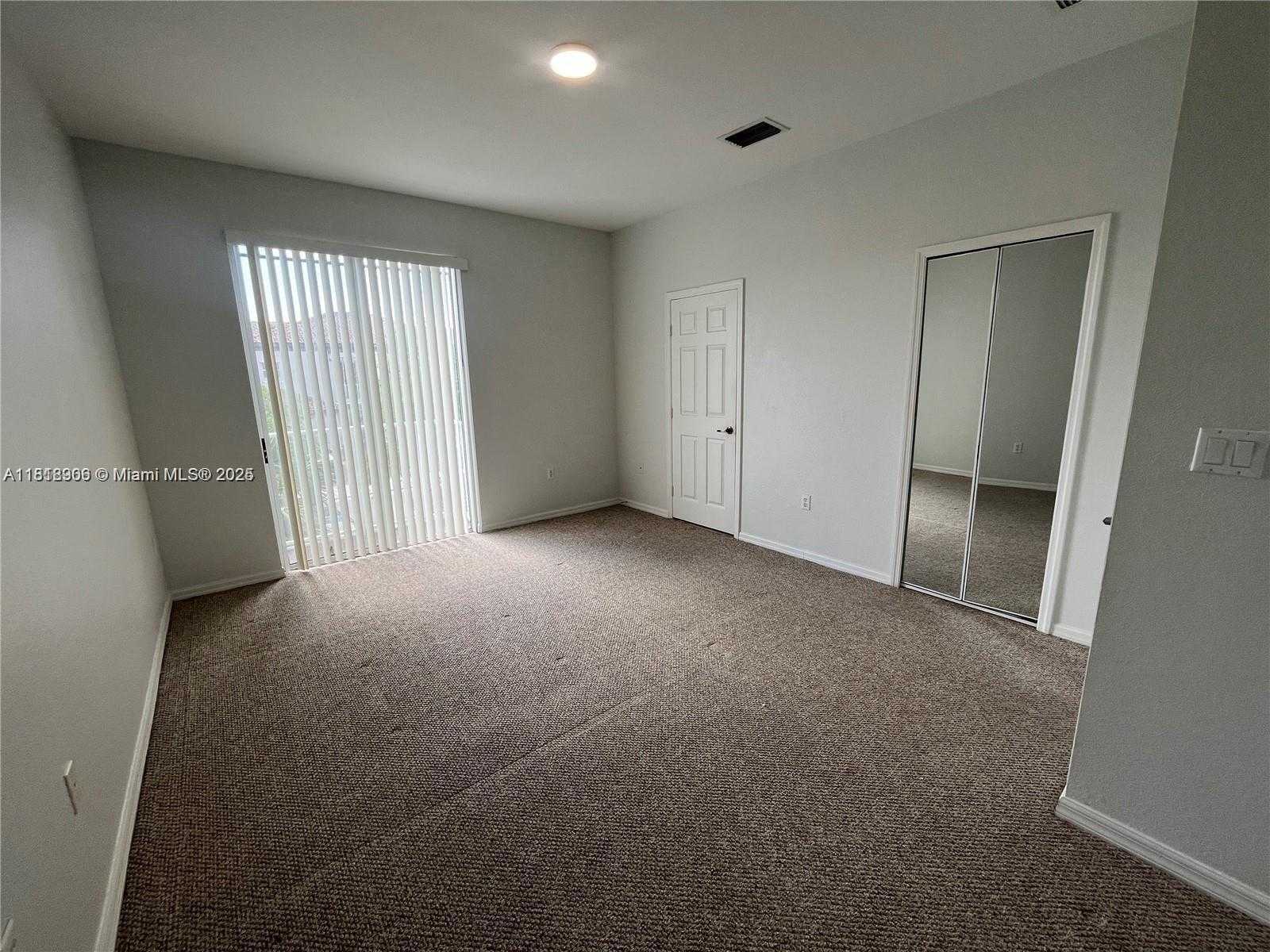 Small Image of 15269 SOUTH WEST 88TH TER #15269, Miami Number 14