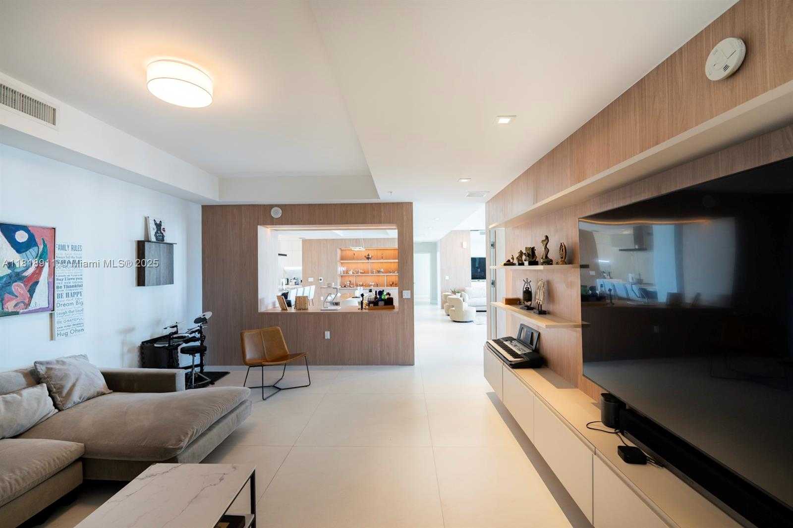 Small Image of 330 SUNNY ISLES BLVD #5-UPH03, Sunny Isles Beach Number 18