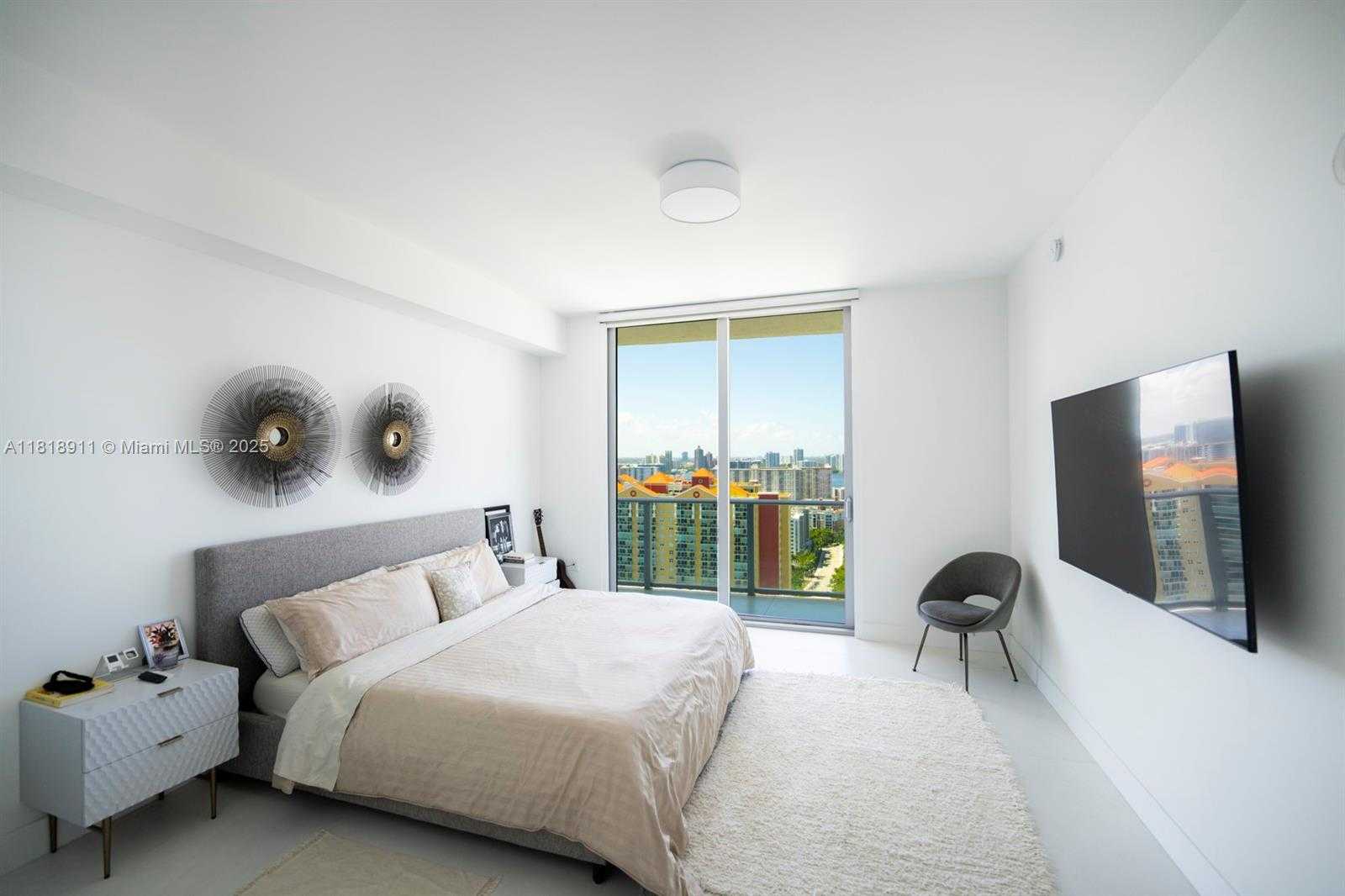 Small Image of 330 SUNNY ISLES BLVD #5-UPH03, Sunny Isles Beach Number 20