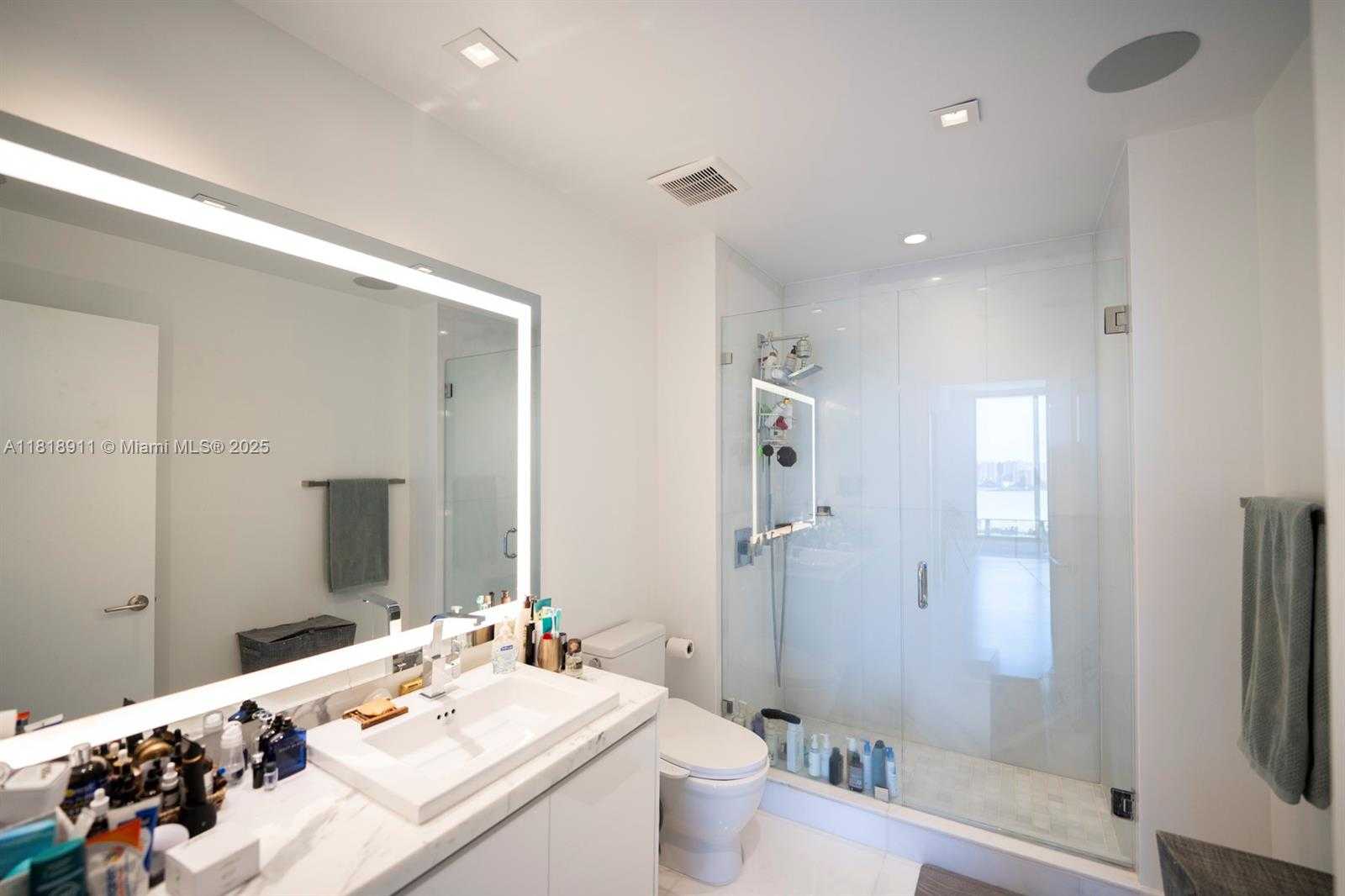 Small Image of 330 SUNNY ISLES BLVD #5-UPH03, Sunny Isles Beach Number 24