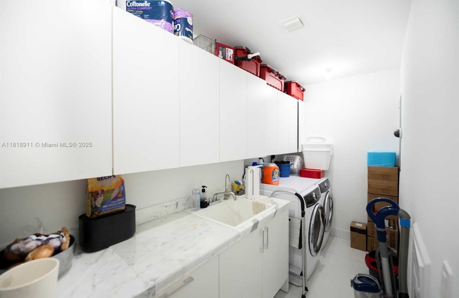 Small Image of 330 SUNNY ISLES BLVD #5-UPH03, Sunny Isles Beach Number 34