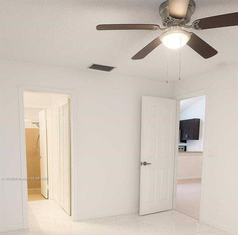 Small Image of 6822 SOUTH WEST 39TH ST #14-G, Miramar Number 10