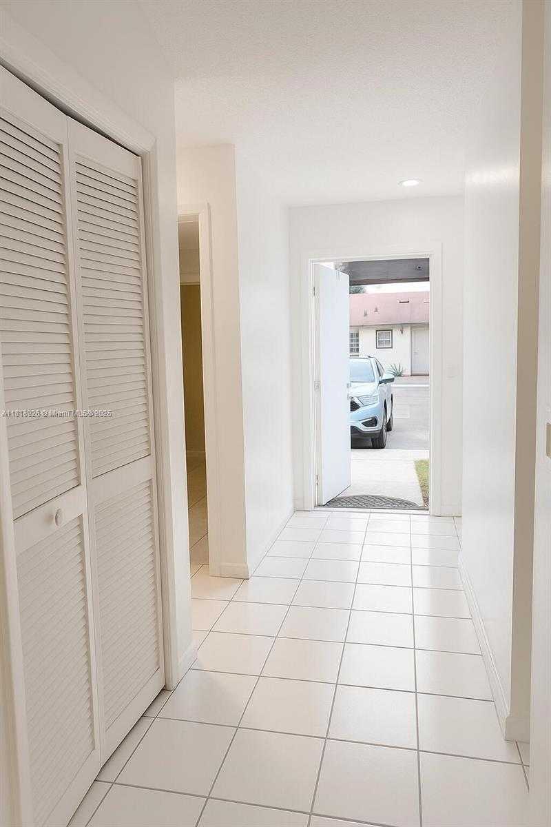 Small Image of 6822 SOUTH WEST 39TH ST #14-G, Miramar Number 12
