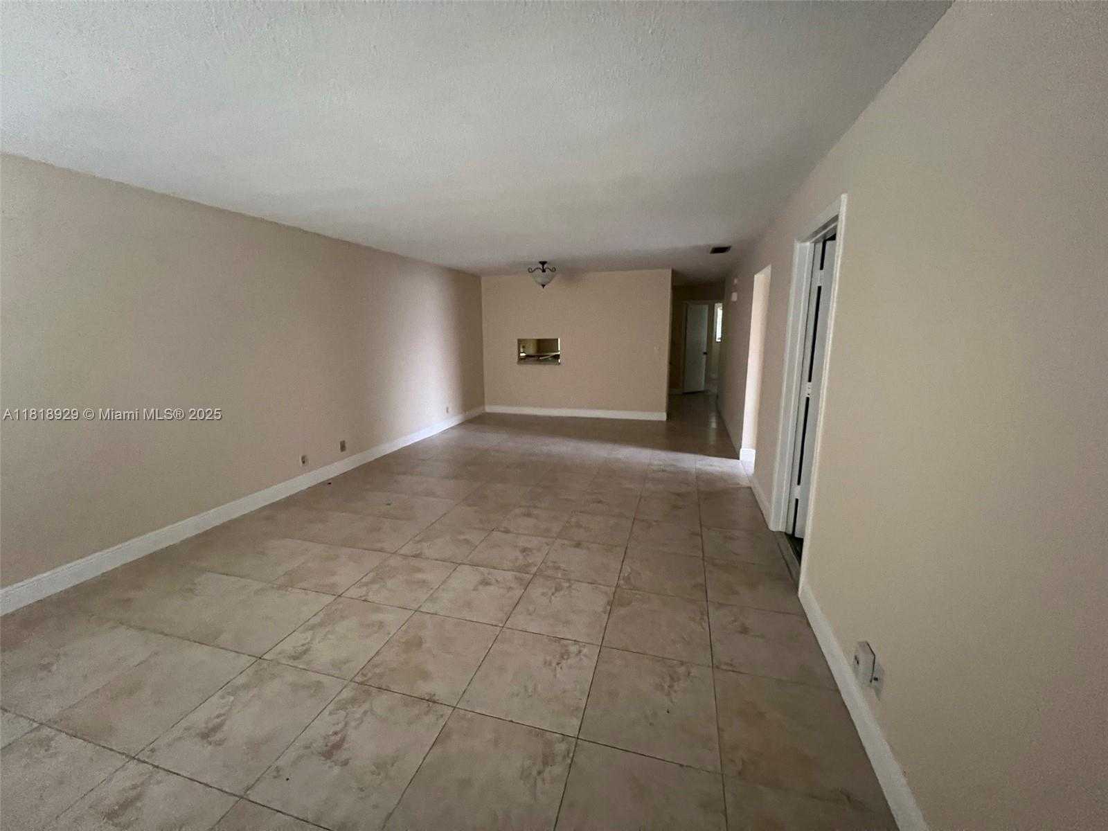 Small Image of 1376 NORTH WEST 93RD TER #1376, Coral Springs Number 8