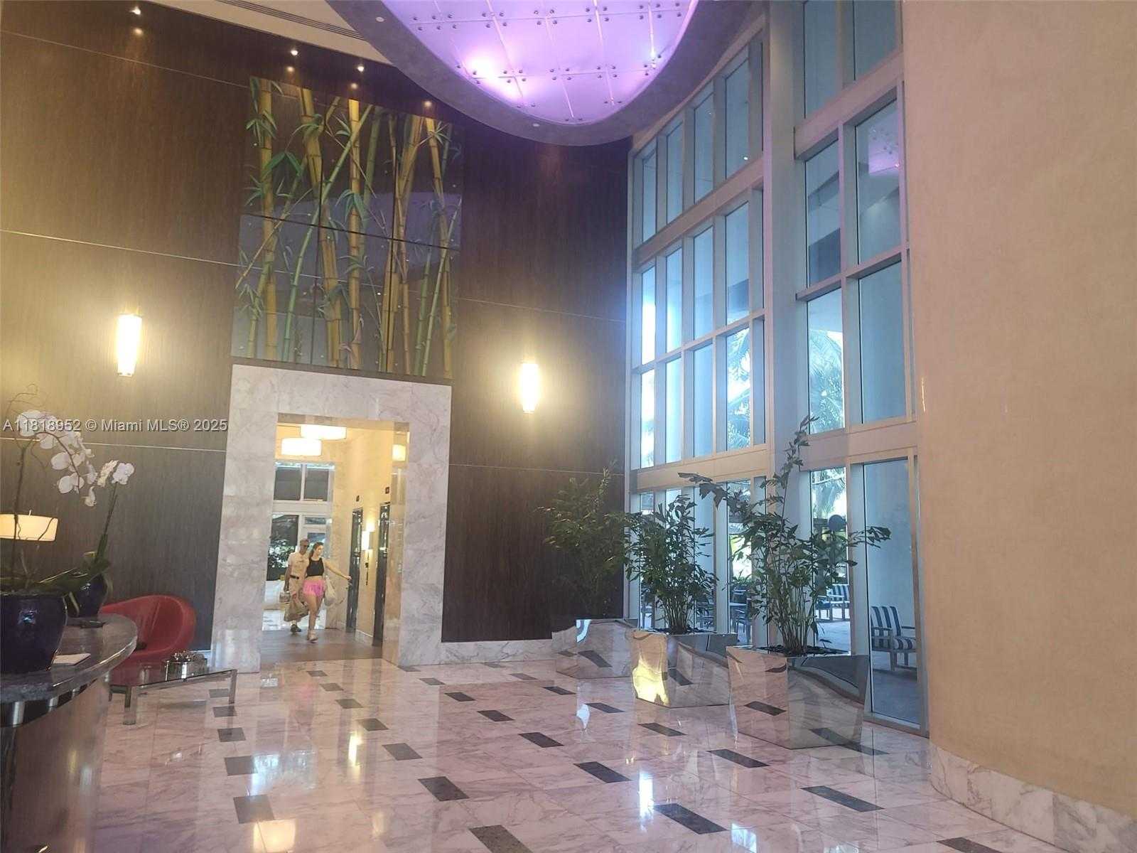 Small Image of 185 SOUTH WEST 7TH ST #3705, Miami Number 16