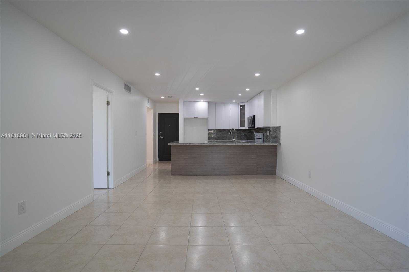Small Image of 7845 CAMINO REAL #O-410, Miami Number 6