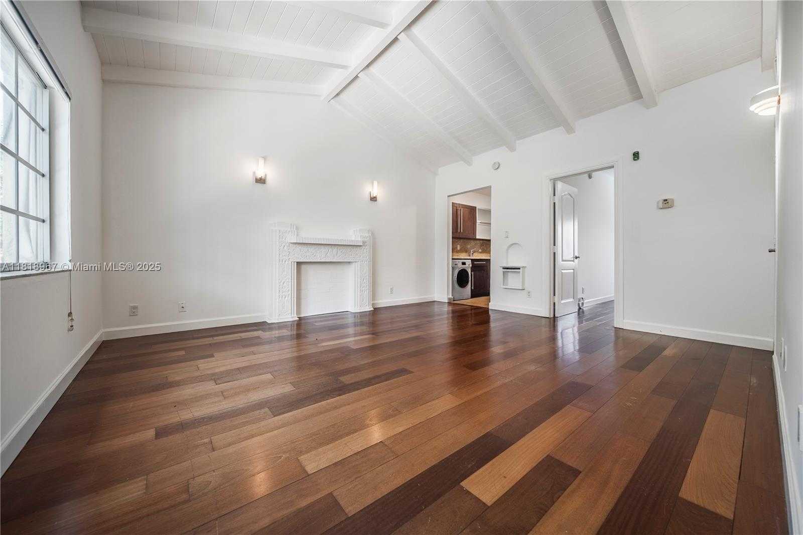 Small Image of 1508 PENNSYLVANIA AVE #9B, Miami Beach Number 2