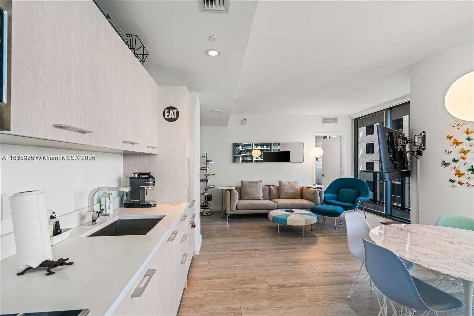 Small Image of 55 SOUTH WEST 9TH ST #1801, Miami Number 16