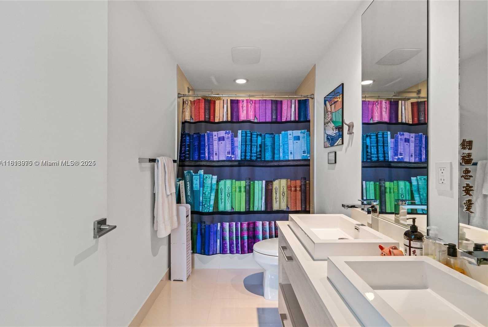 Small Image of 55 SOUTH WEST 9TH ST #1801, Miami Number 22