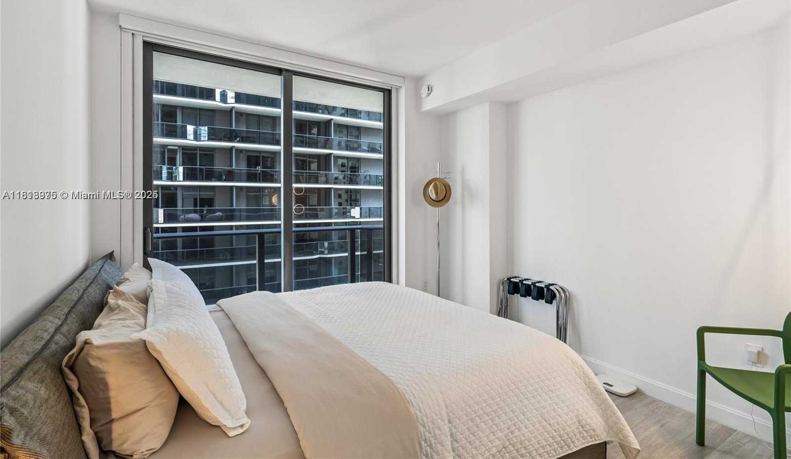 Small Image of 55 SOUTH WEST 9TH ST #1801, Miami Number 24