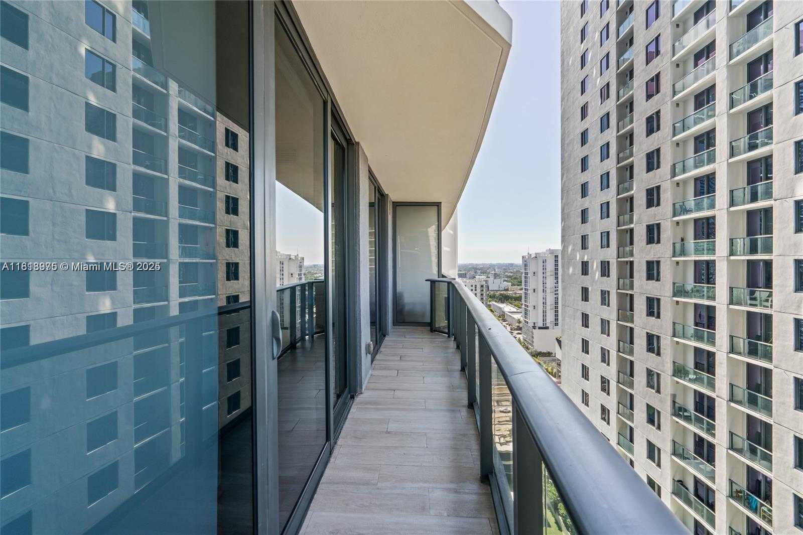 Small Image of 55 SOUTH WEST 9TH ST #1801, Miami Number 36