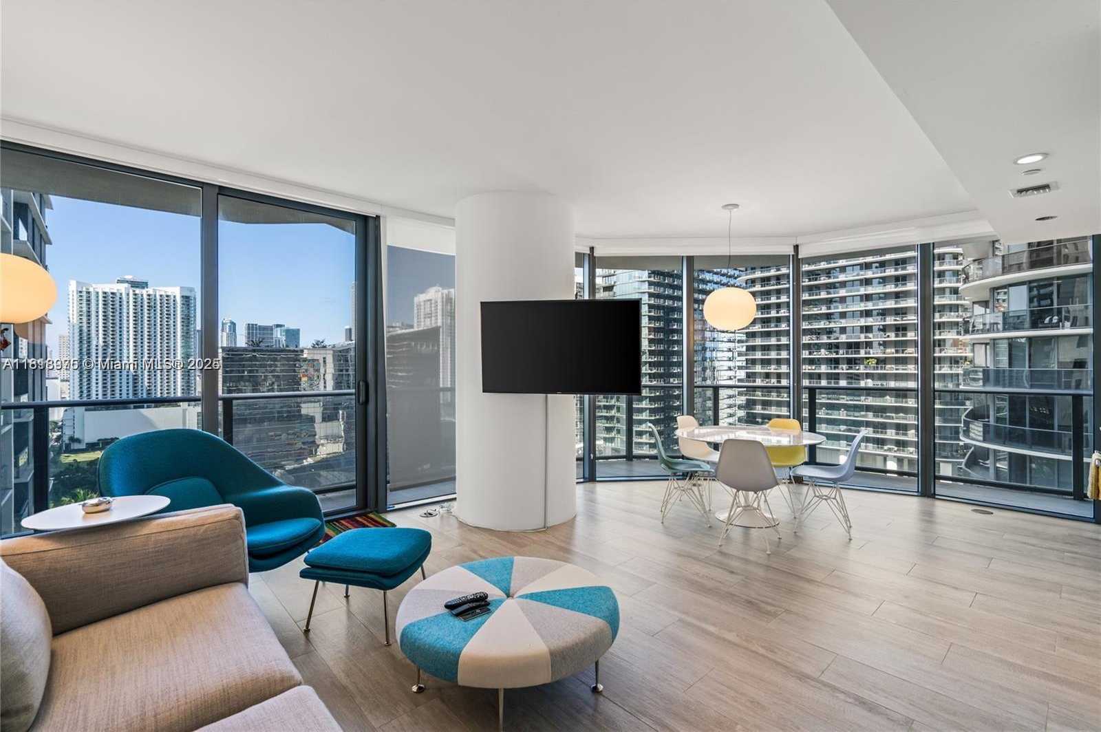 Small Image of 55 SOUTH WEST 9TH ST #1801, Miami Number 6