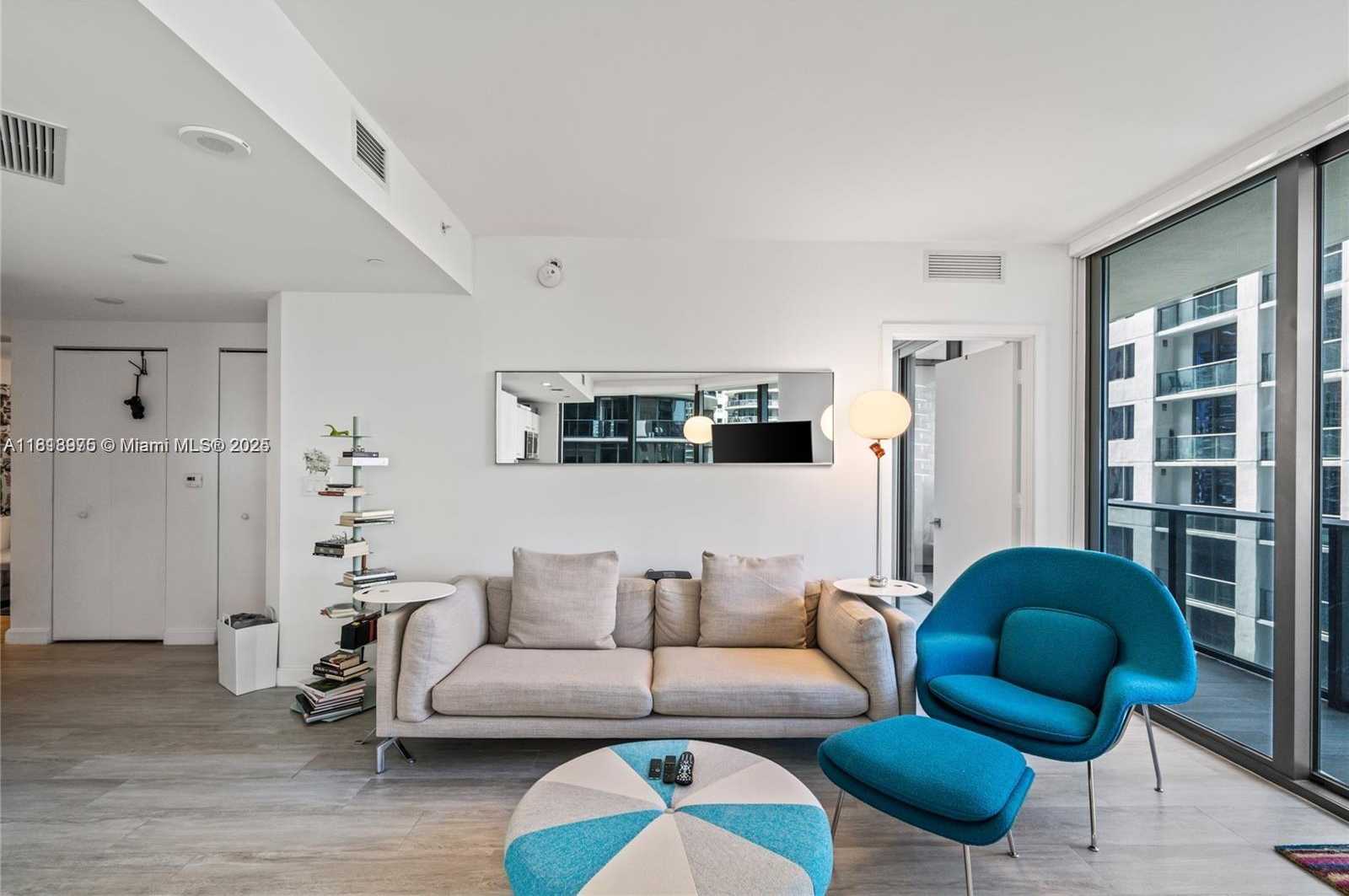 Small Image of 55 SOUTH WEST 9TH ST #1801, Miami Number 8