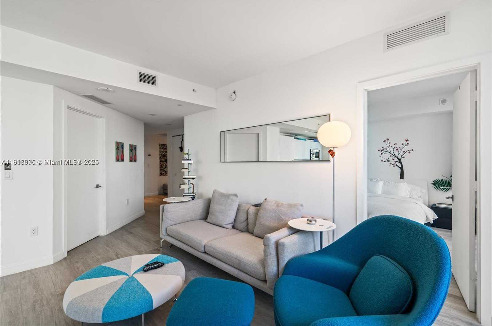 Small Image of 55 SOUTH WEST 9TH ST #1801, Miami Number 9