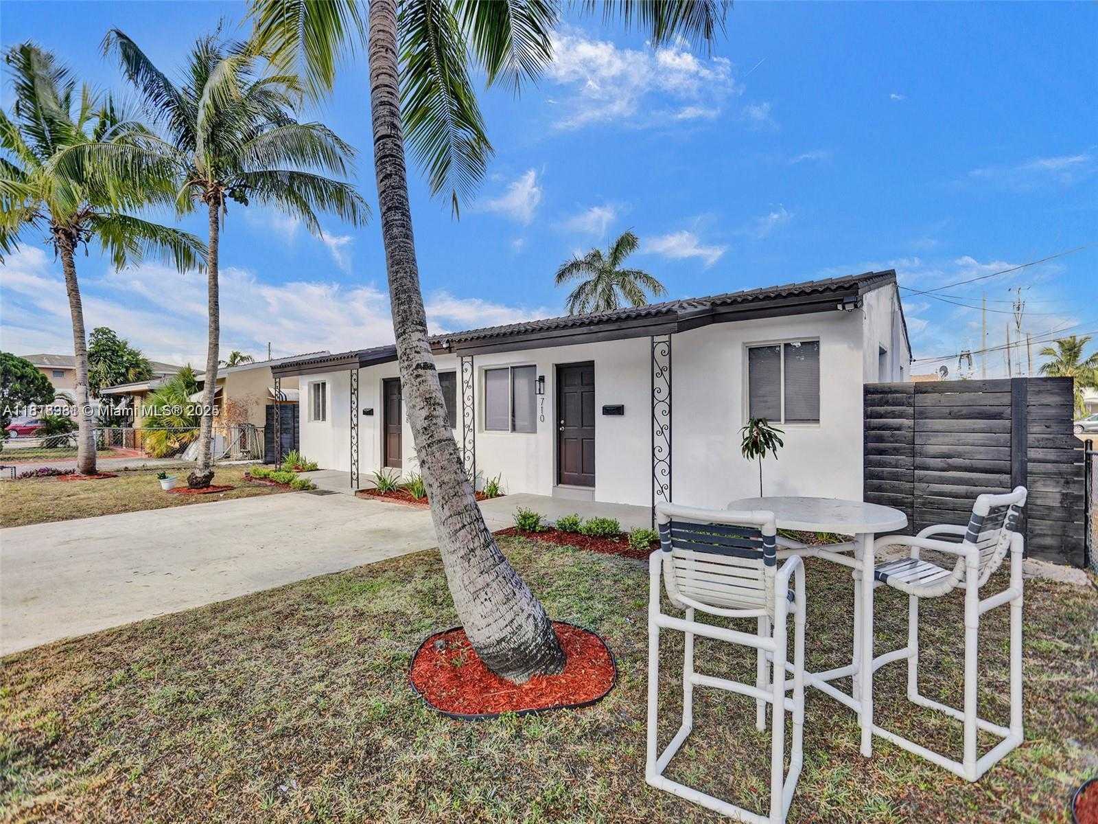 Small Image of 708 NORTH 20TH #1-2, Hollywood Number 11