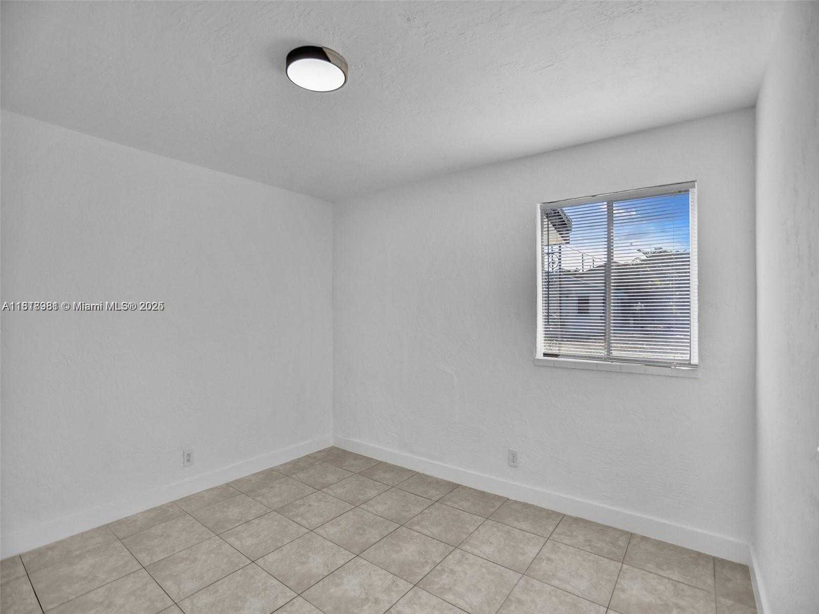Small Image of 708 NORTH 20TH #1-2, Hollywood Number 20