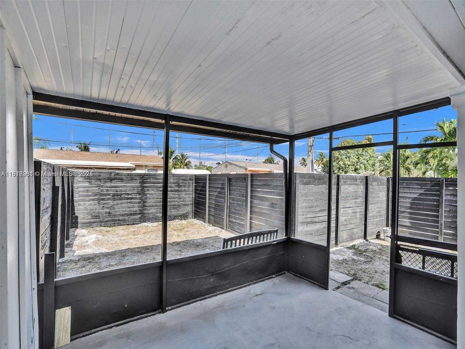 Small Image of 708 NORTH 20TH #1-2, Hollywood Number 43