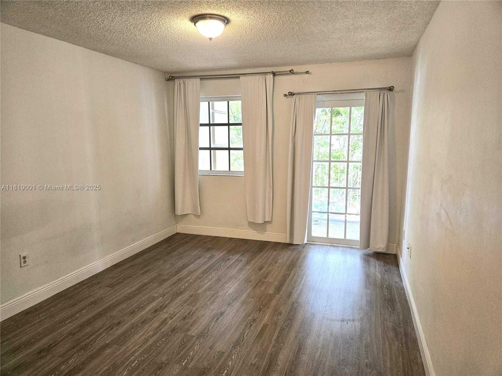 Small Image of 1280 SOUTH ALHAMBRA CIR #2308, Coral Gables Number 10