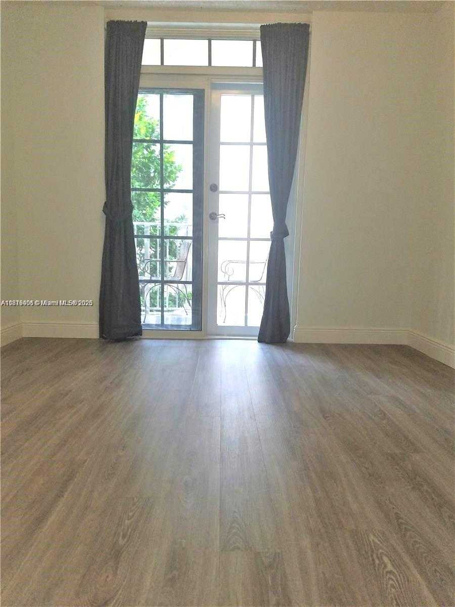 Small Image of 1280 SOUTH ALHAMBRA CIR #2308, Coral Gables Number 8