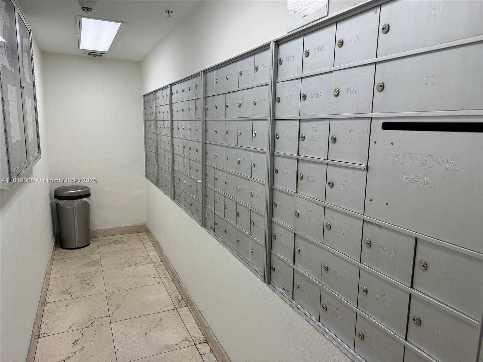 Small Image of 170 SOUTH EAST 14TH ST #2406, Miami Number 21