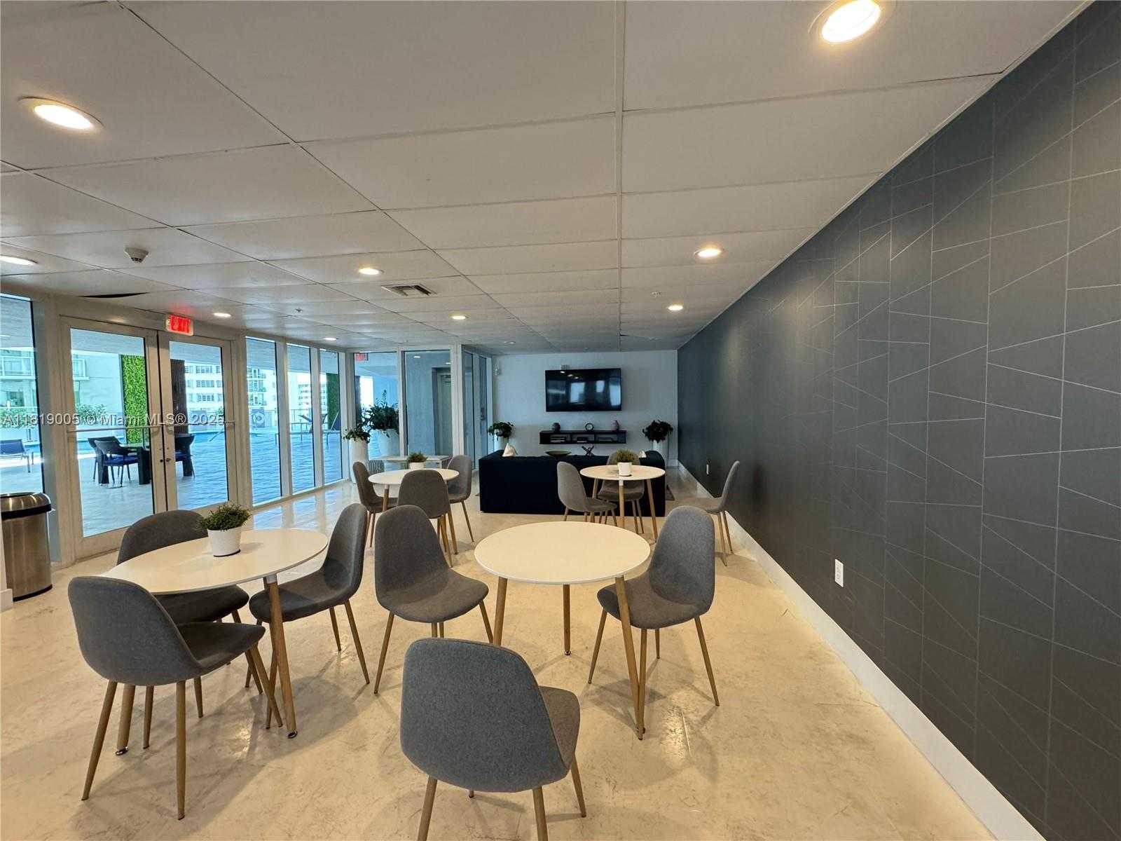 Small Image of 170 SOUTH EAST 14TH ST #2406, Miami Number 29