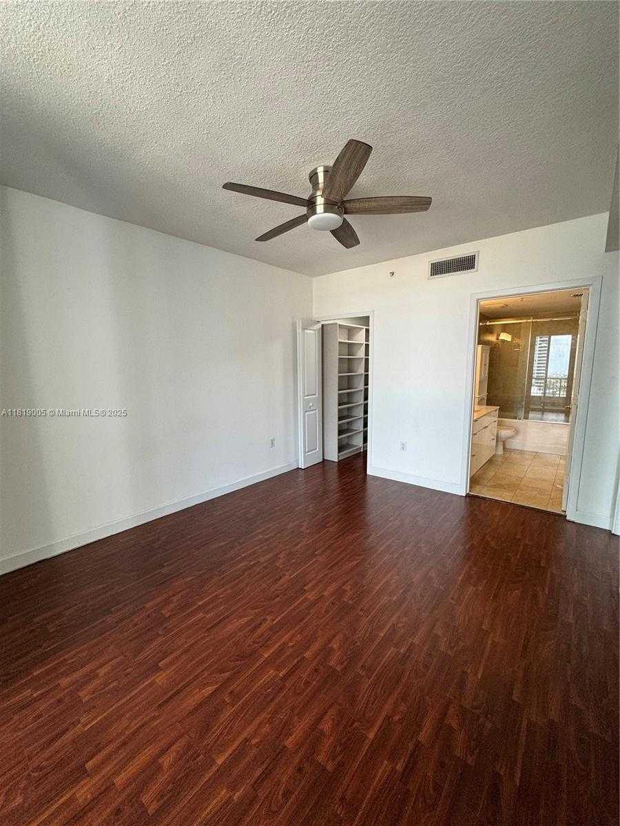 Small Image of 170 SOUTH EAST 14TH ST #2406, Miami Number 8