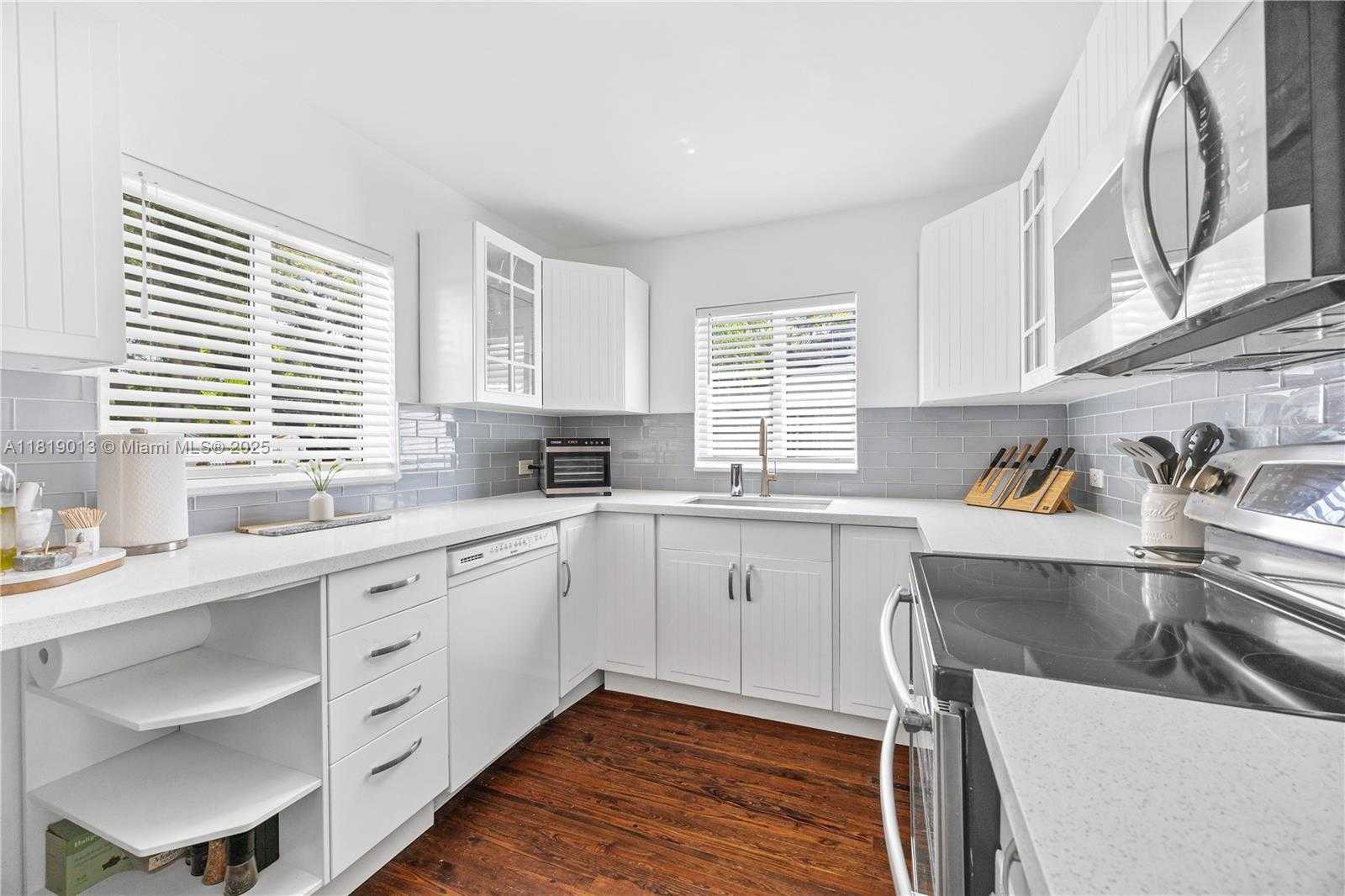 Small Image of 64 NORTH EAST 88TH ST #64, El Portal Number 10