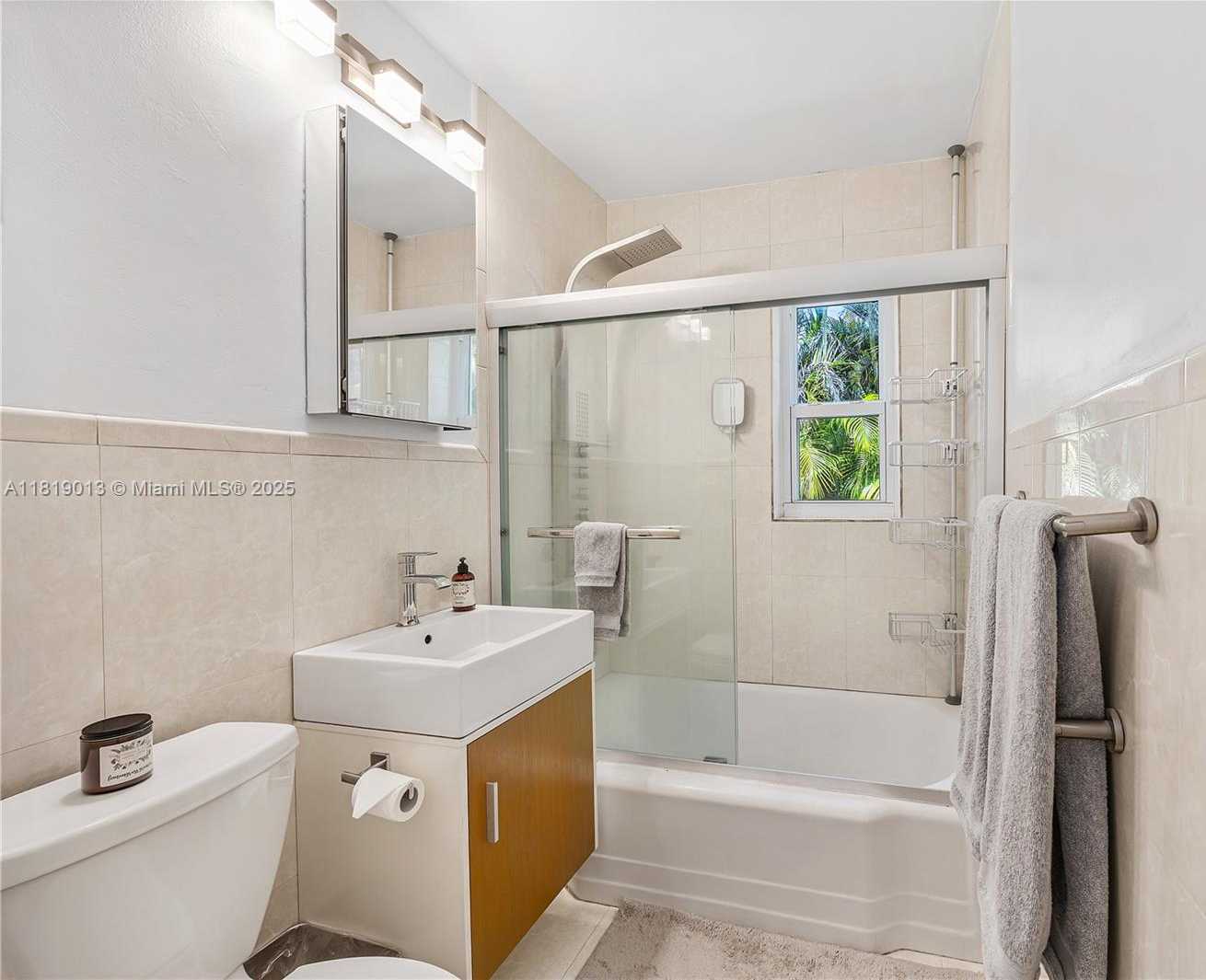 Small Image of 64 NORTH EAST 88TH ST #64, El Portal Number 18