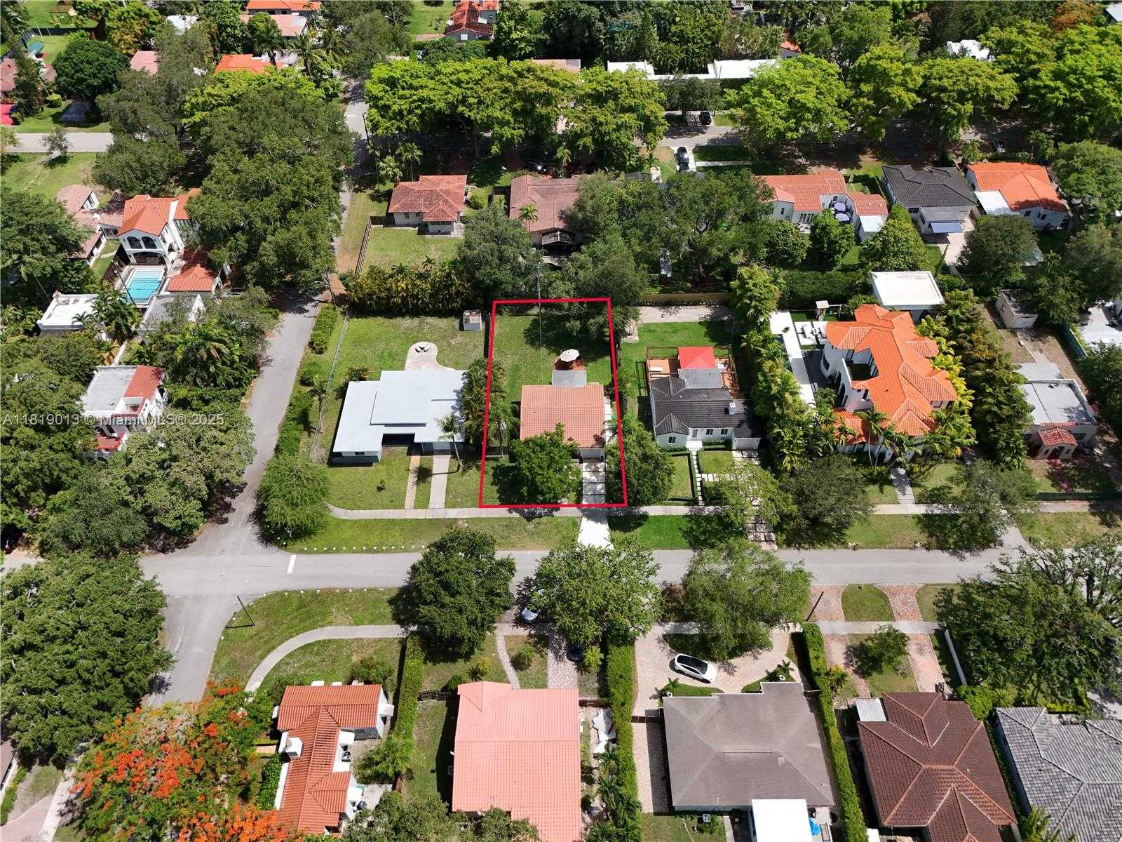 Small Image of 64 NORTH EAST 88TH ST #64, El Portal Number 24