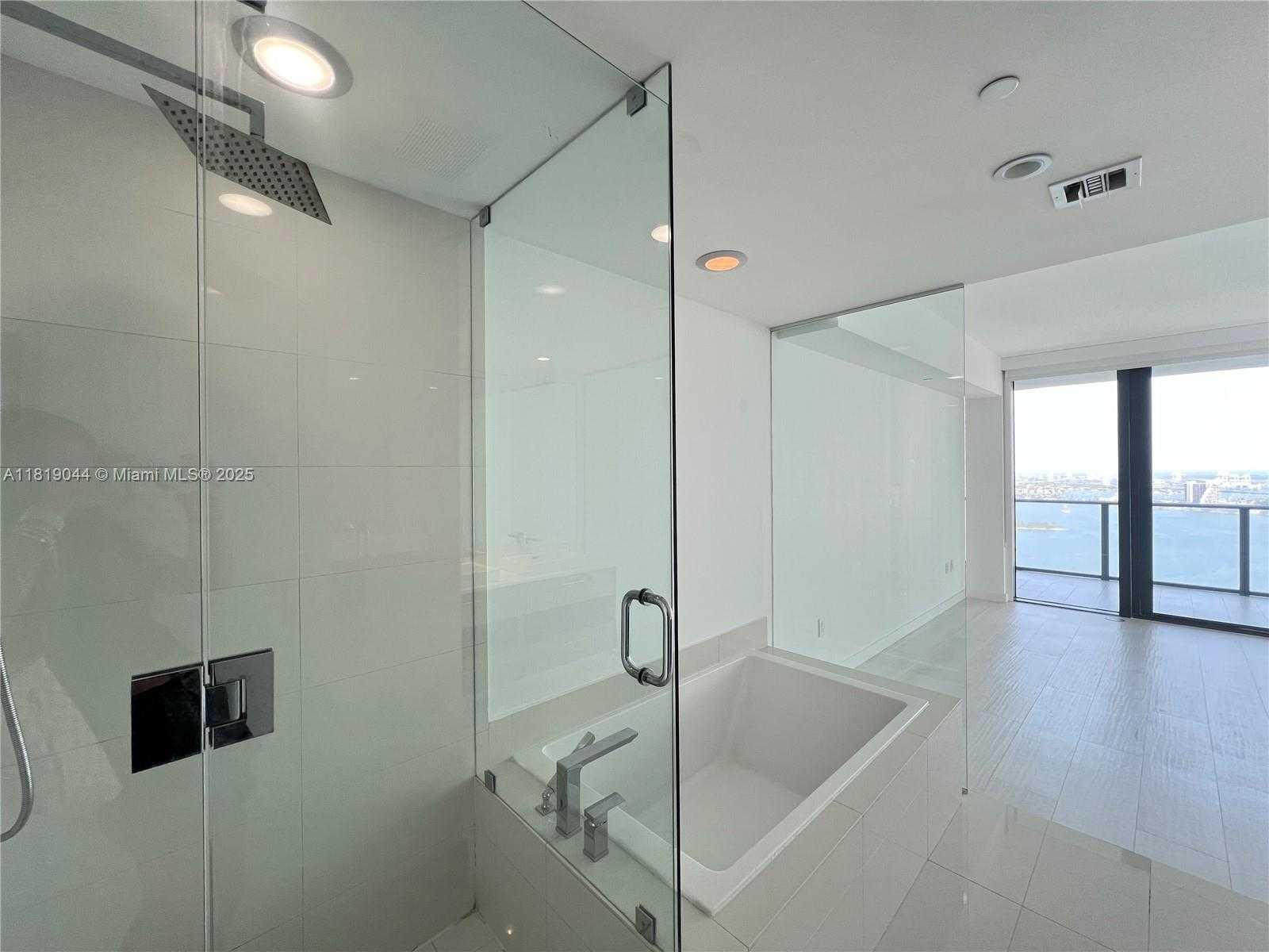 Small Image of 650 NORTH EAST 32ND ST #4301, Miami Number 13
