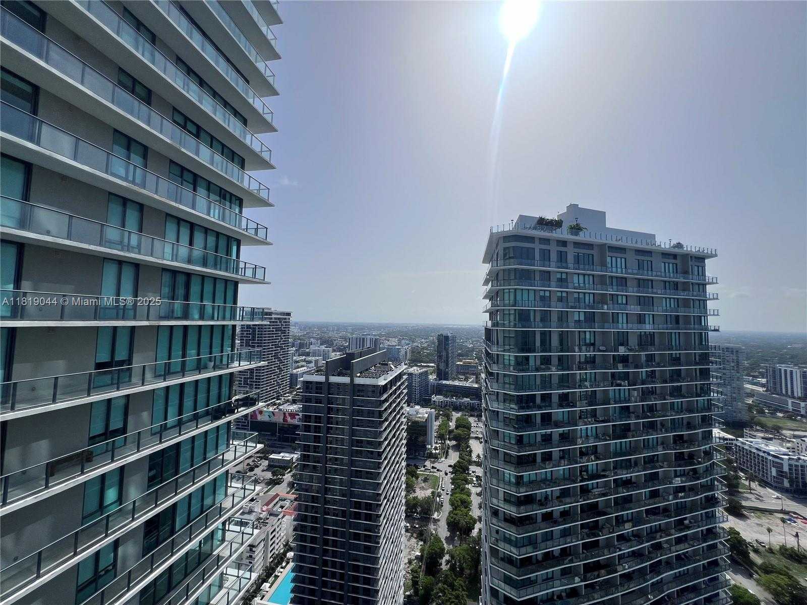 Small Image of 650 NORTH EAST 32ND ST #4301, Miami Number 17