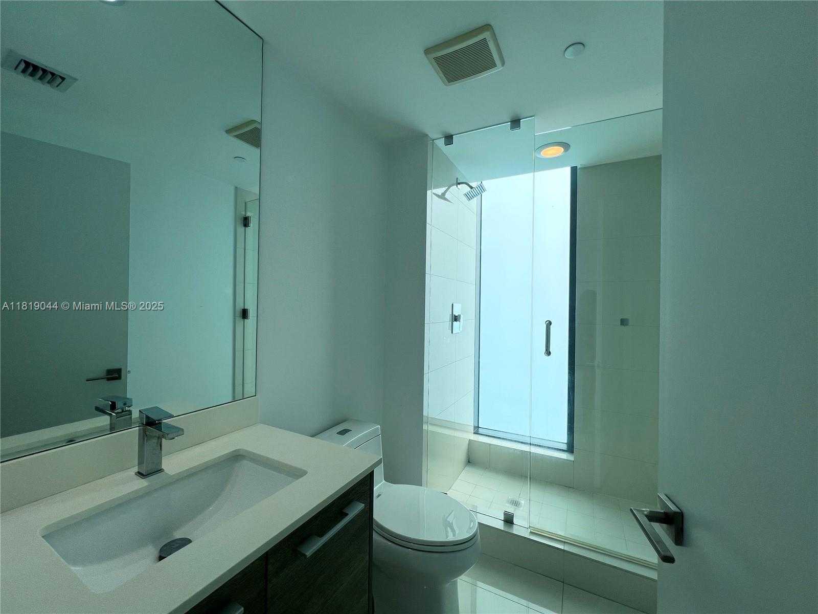 Small Image of 650 NORTH EAST 32ND ST #4301, Miami Number 24