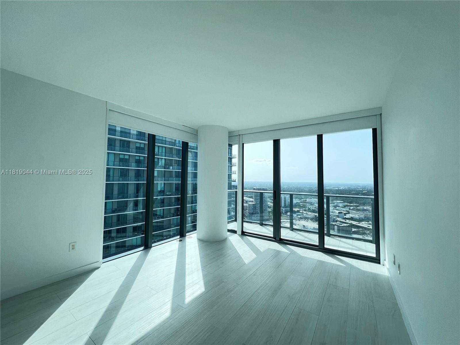 Small Image of 650 NORTH EAST 32ND ST #4301, Miami Number 25