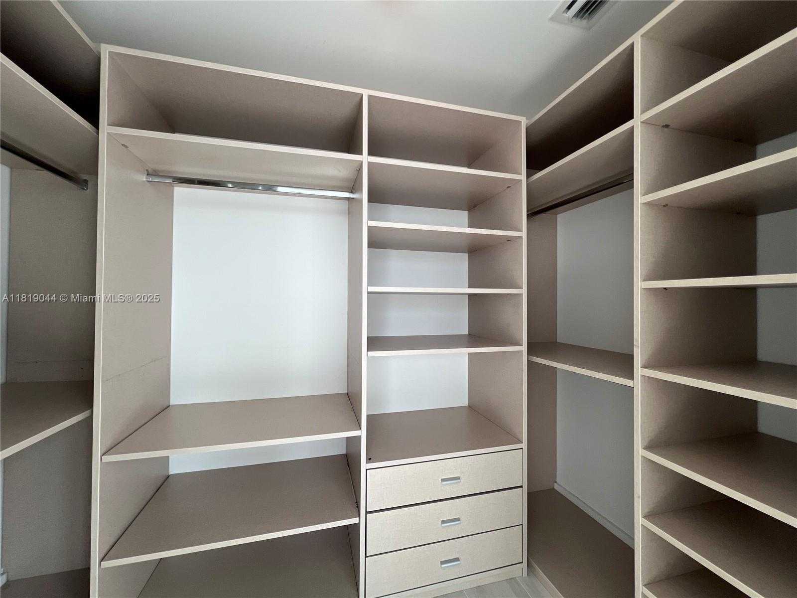 Small Image of 650 NORTH EAST 32ND ST #4301, Miami Number 26