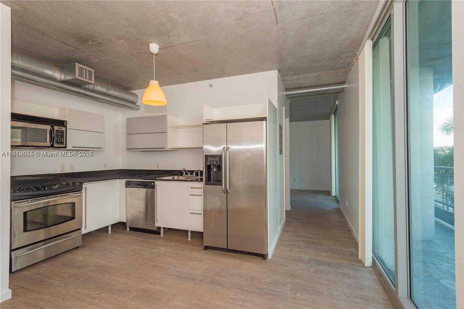 Small Image of 690 SOUTH WEST 1ST CT #405, Miami Number 5
