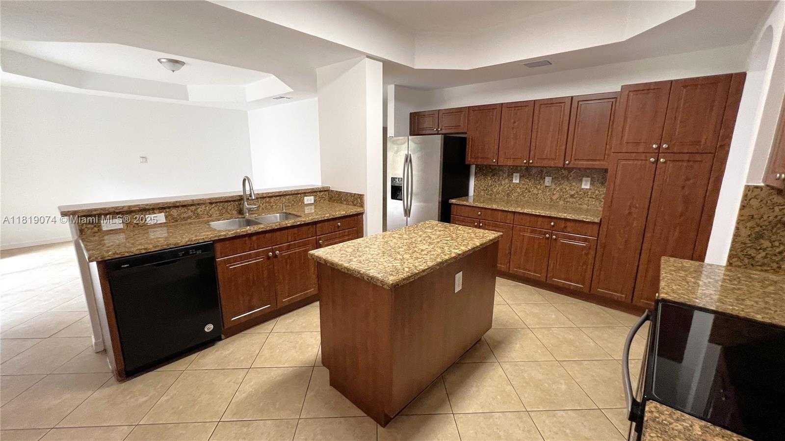 Small Image of 3001 SOUTH WEST 156 AV, Miami Number 3