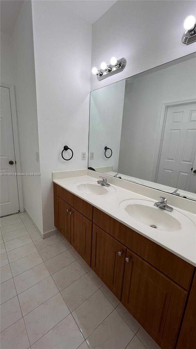 Small Image of 3001 SOUTH WEST 156 AV, Miami Number 30