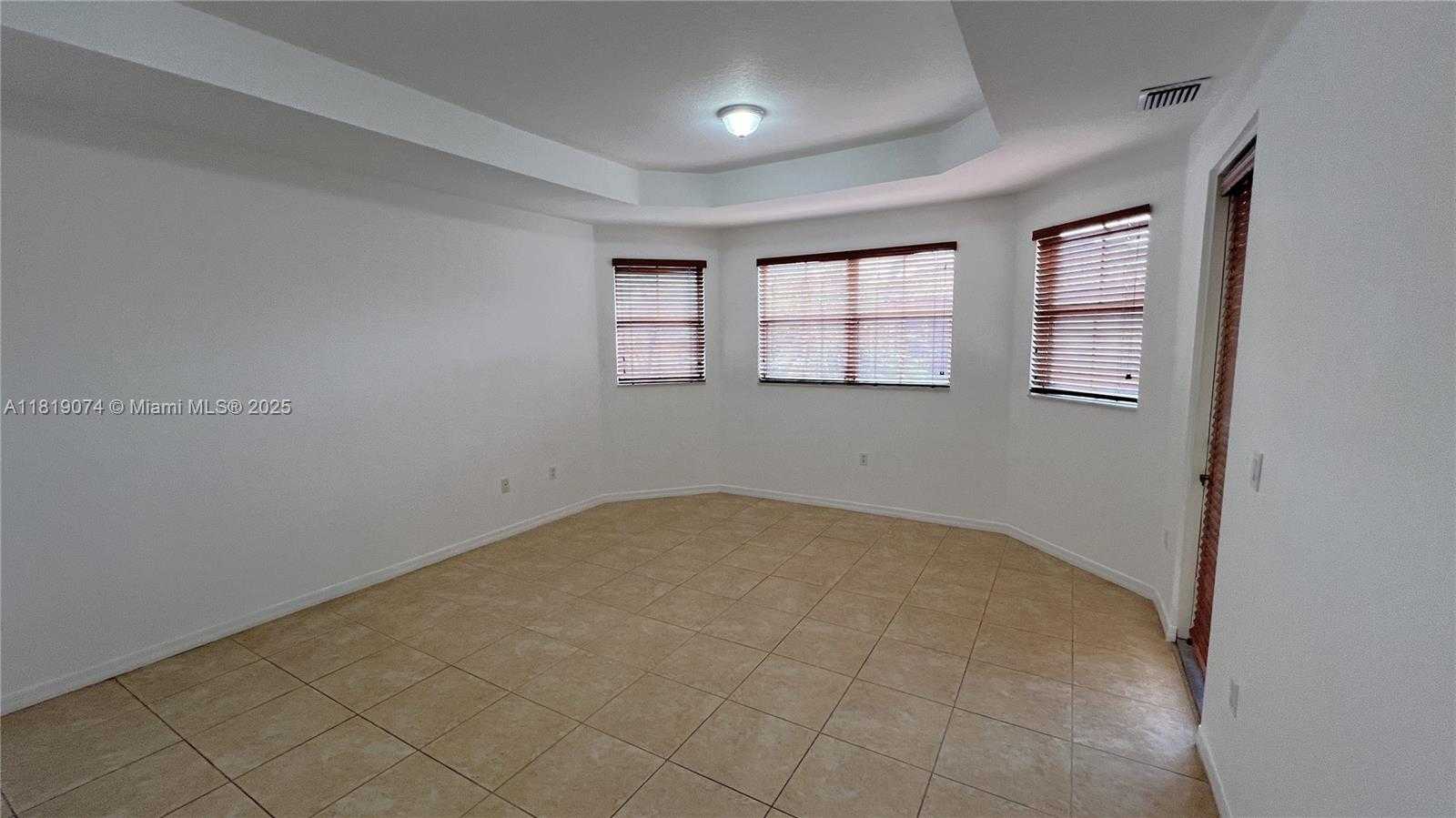 Small Image of 3001 SOUTH WEST 156 AV, Miami Number 35