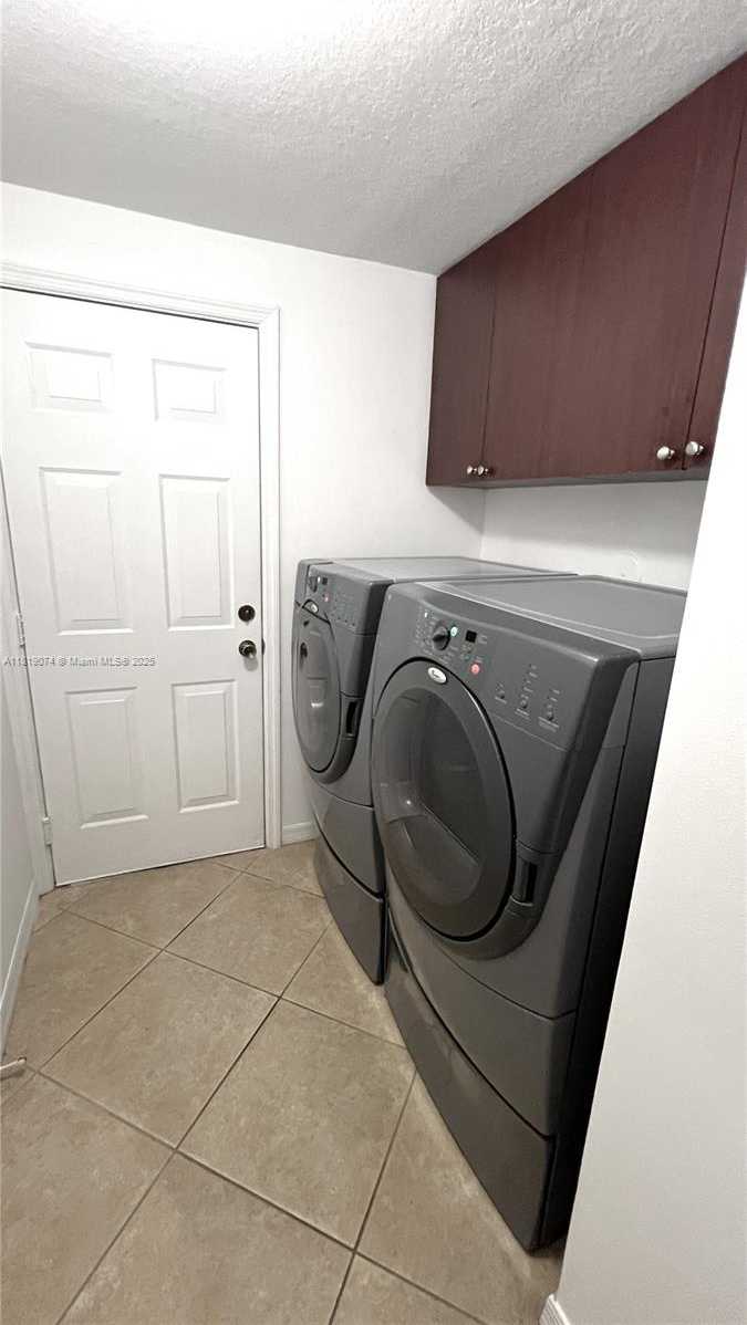 Small Image of 3001 SOUTH WEST 156 AV, Miami Number 43