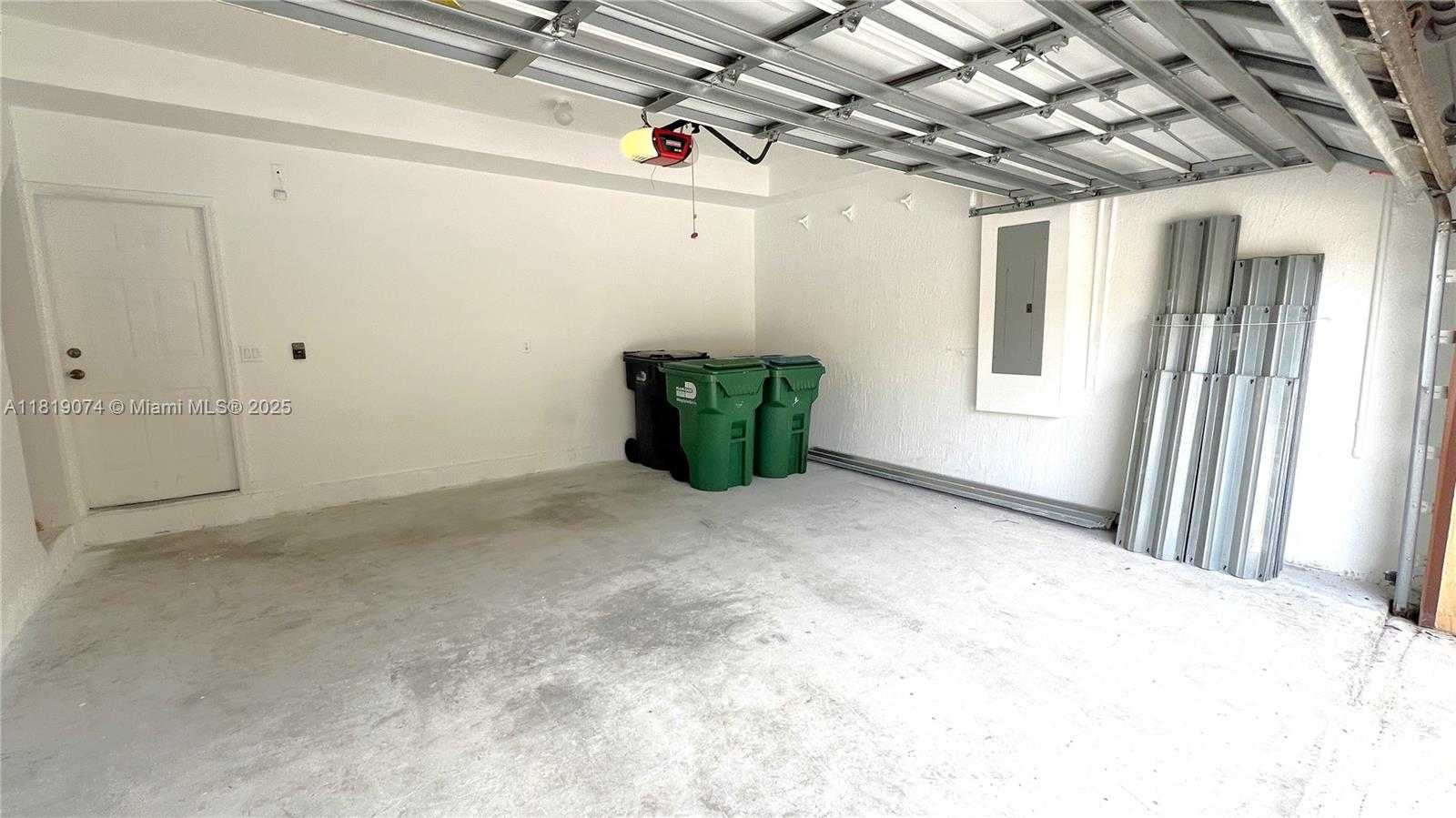 Small Image of 3001 SOUTH WEST 156 AV, Miami Number 45