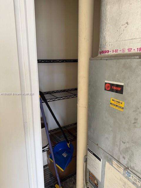 Small Image of 19501 WEST COUNTRY CLUB DR #1815, Aventura Number 11