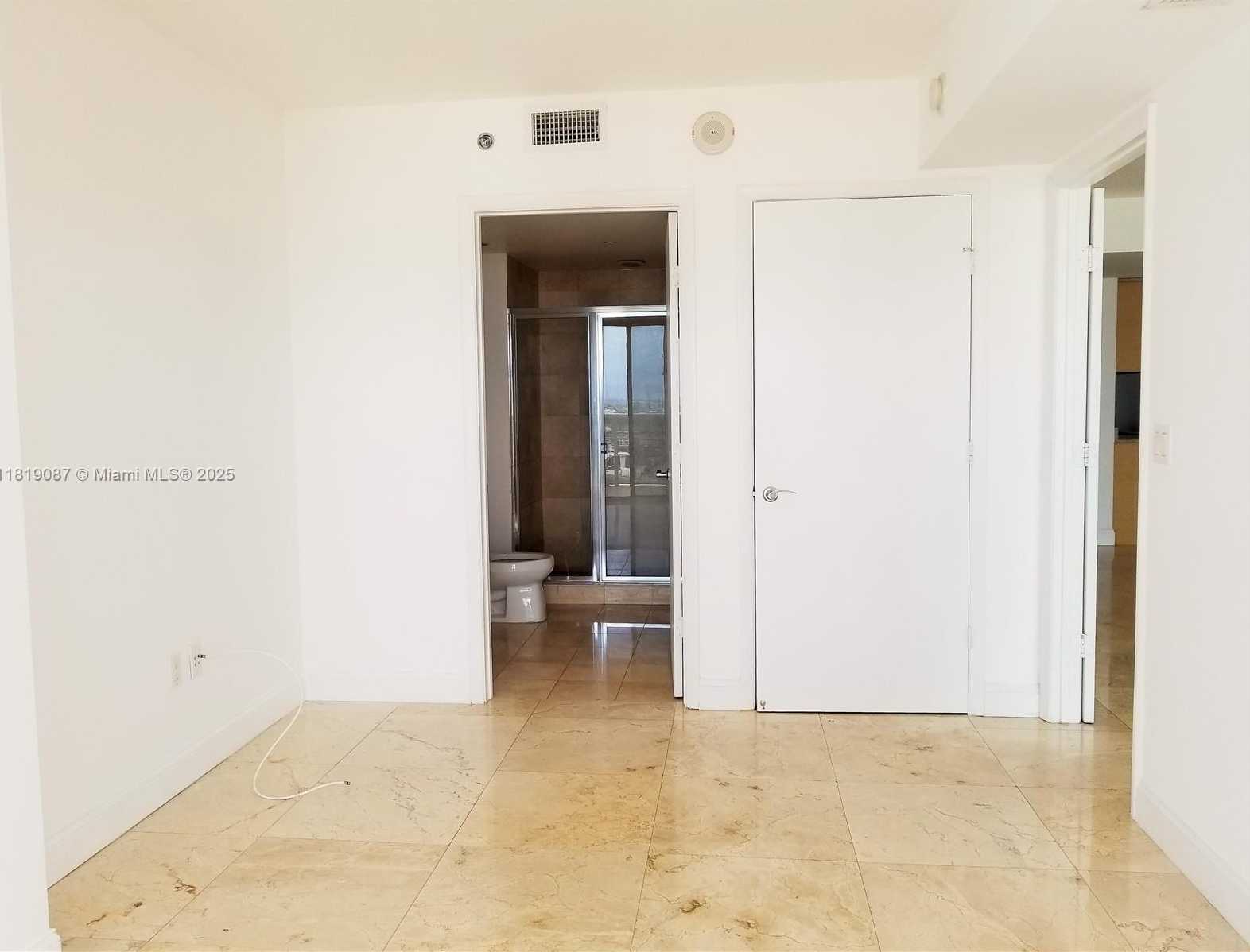 Small Image of 1800 SOUTH OCEAN DR #1908, Hallandale Beach Number 15