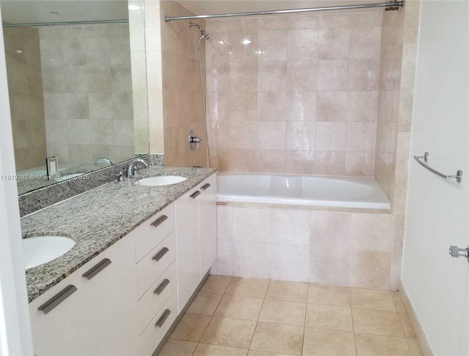 Small Image of 1800 SOUTH OCEAN DR #1908, Hallandale Beach Number 18